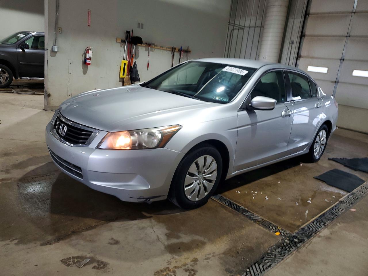 Salvage Honda Accord Image