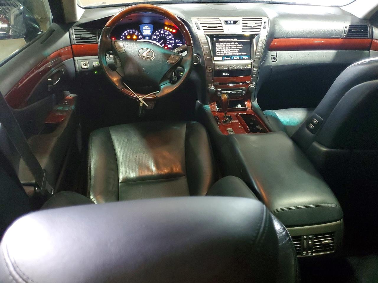 Lexus LS 460