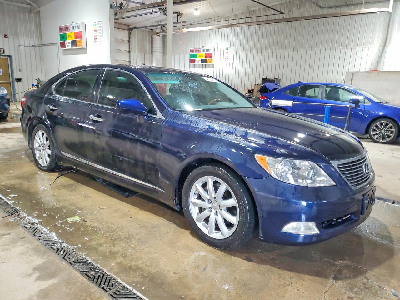 Lexus LS 460