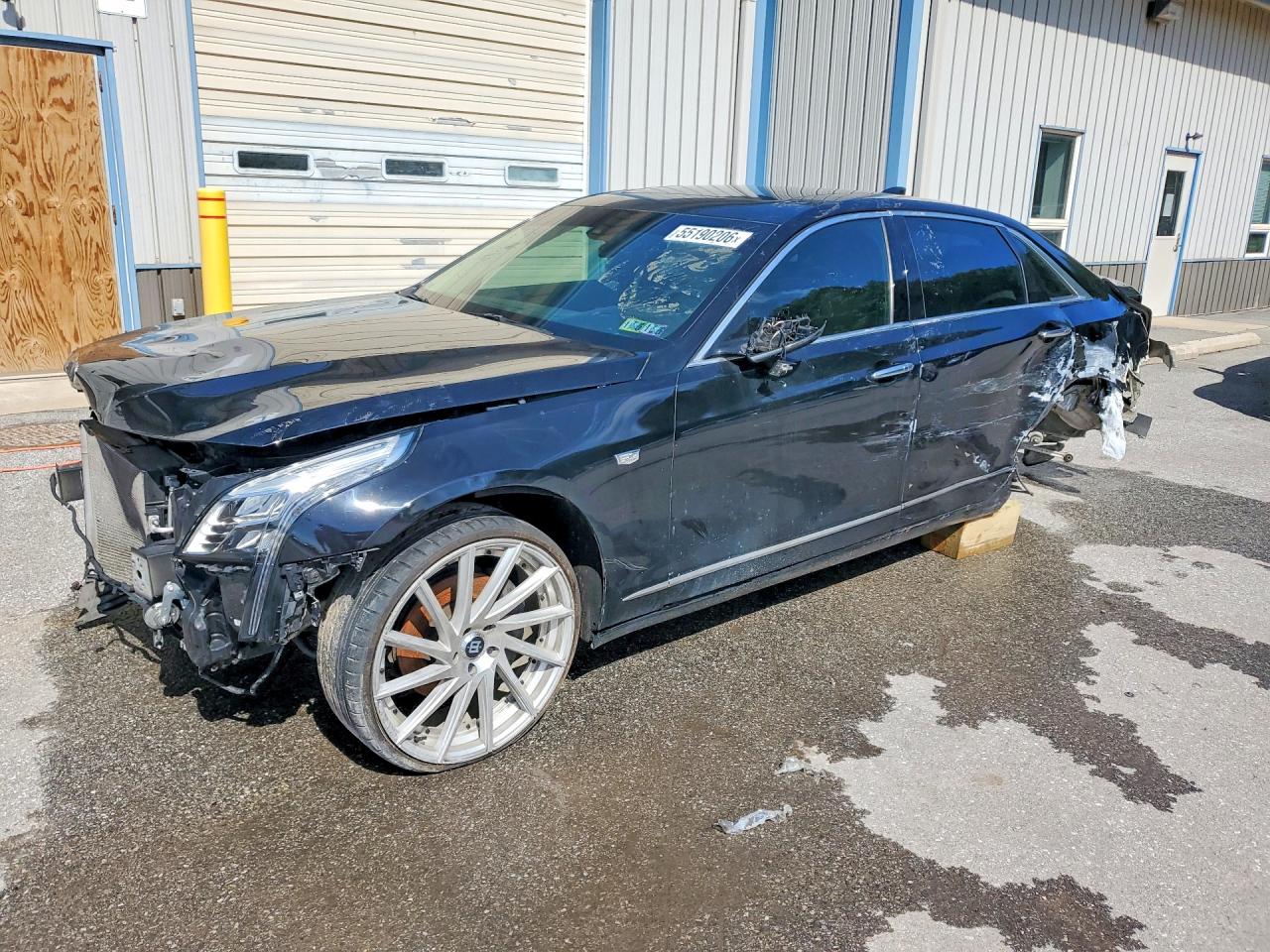 Salvage Cadillac CT6 Image