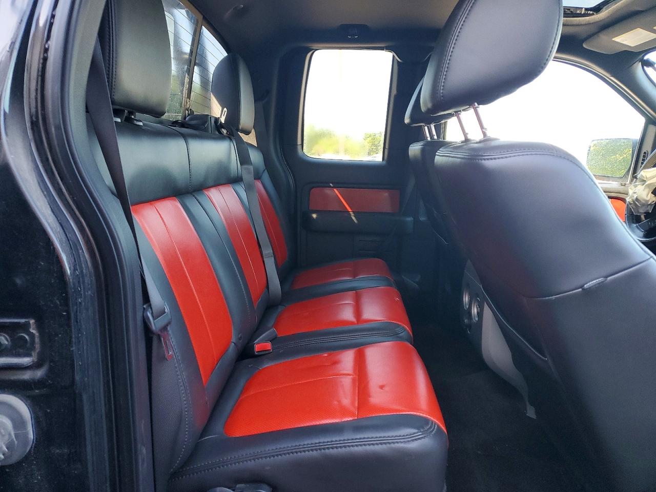 Ford F-150 Super Cab