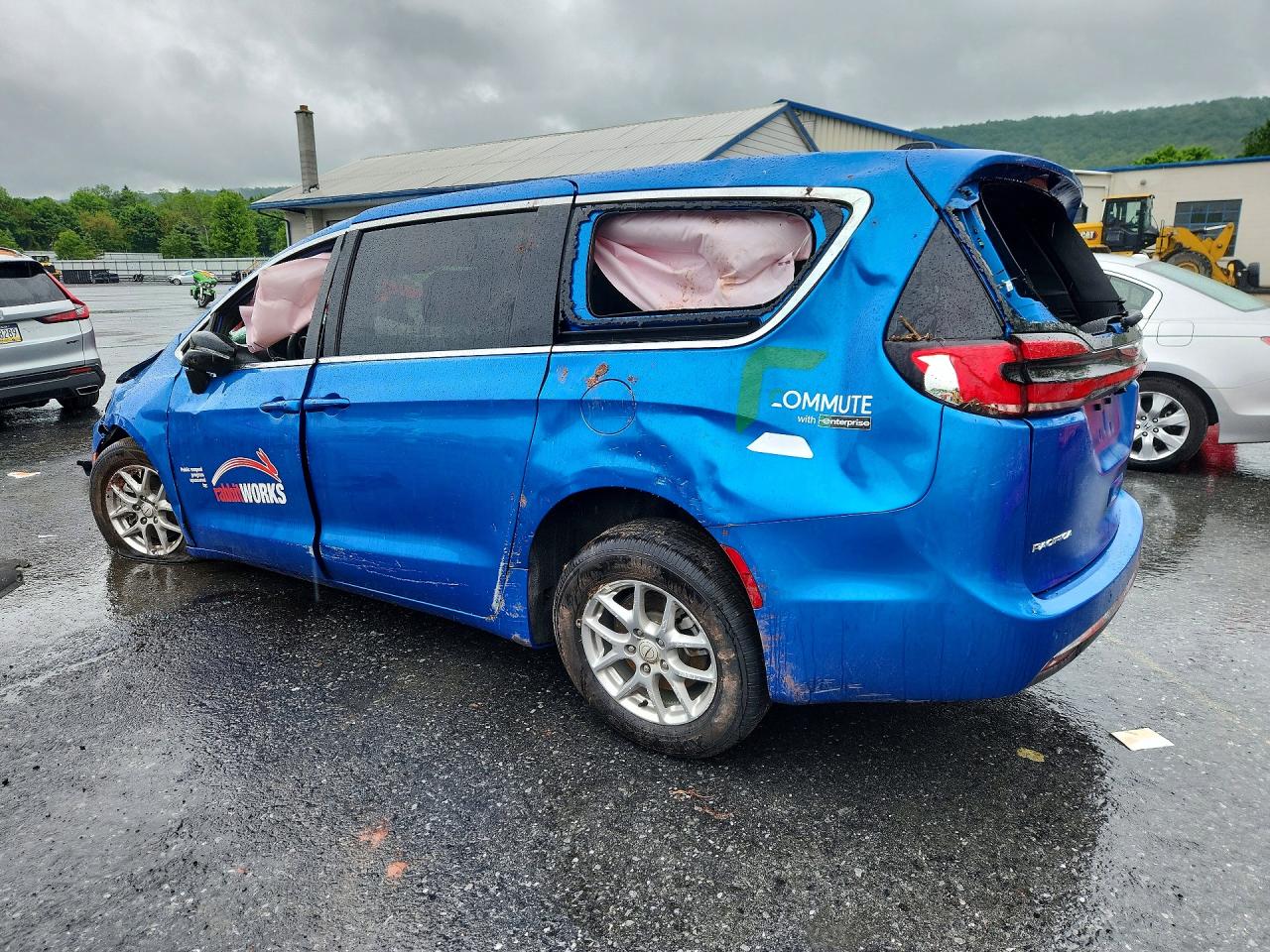 Chrysler Pacifica Select