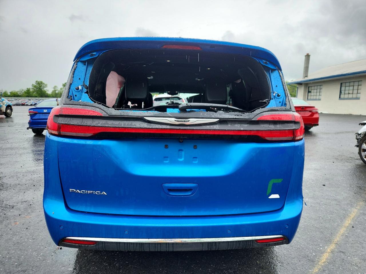 Chrysler Pacifica Select