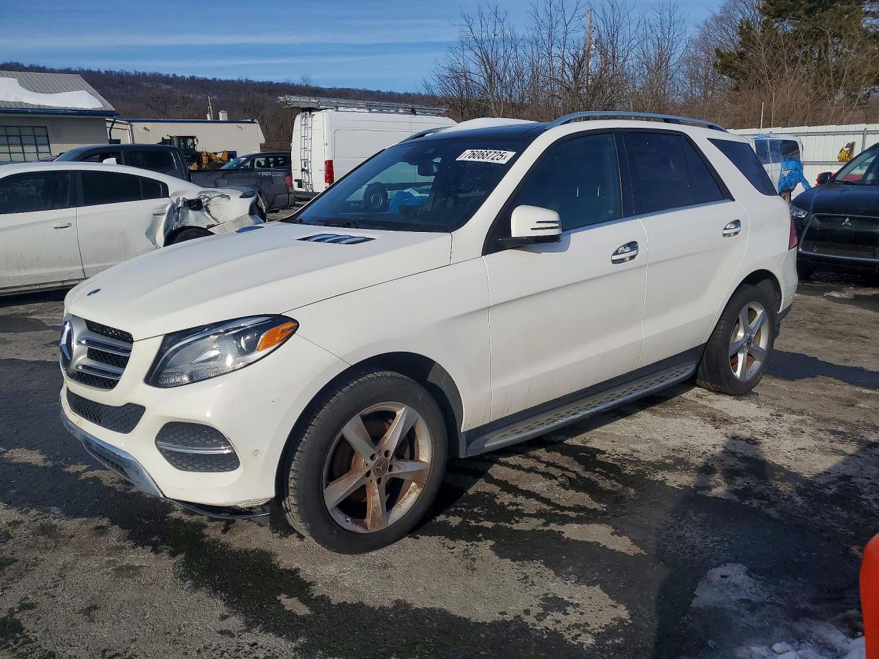 Salvage Mercedes-Benz GLE Image