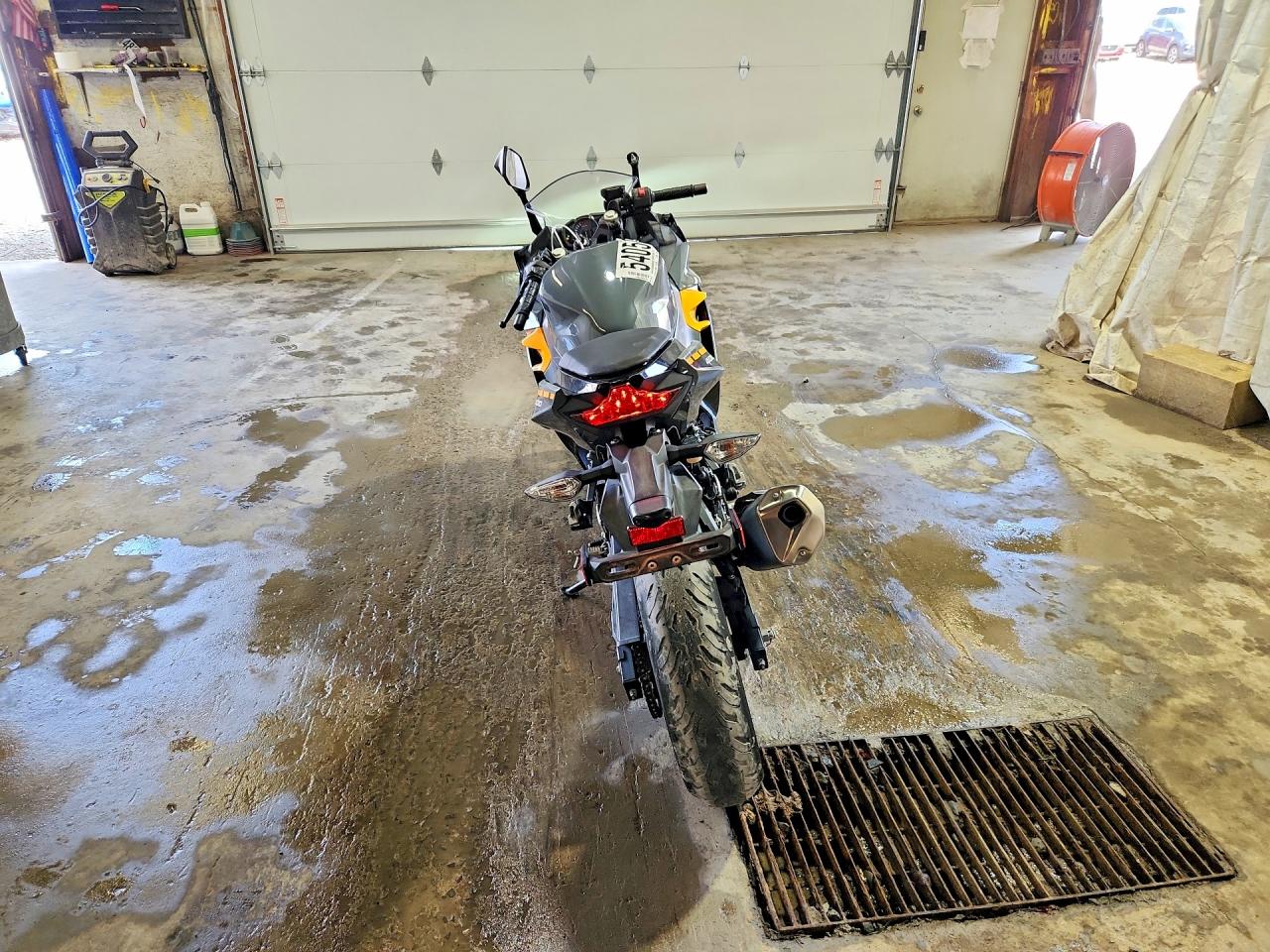 Kawasaki Ex400