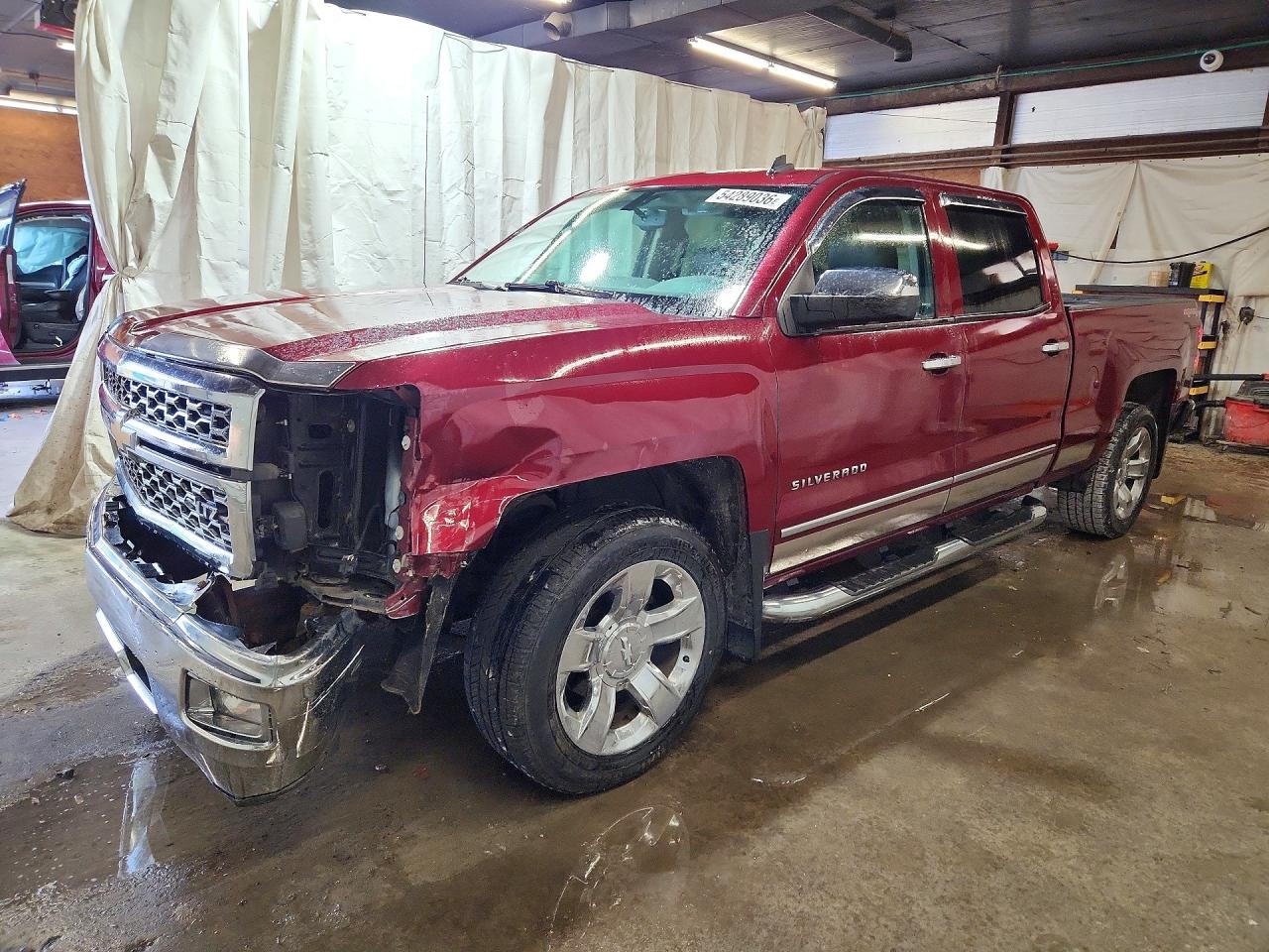 Salvage Chevrolet Silverado Image