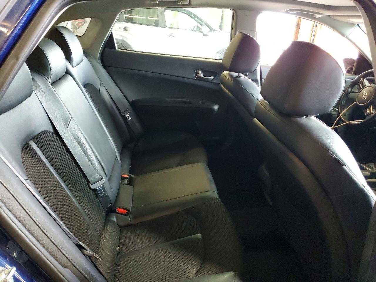 Kia Optima S