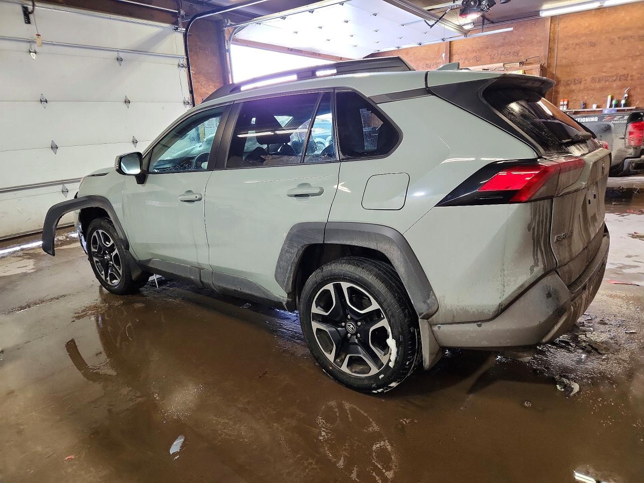 Toyota RAV4 Adventure