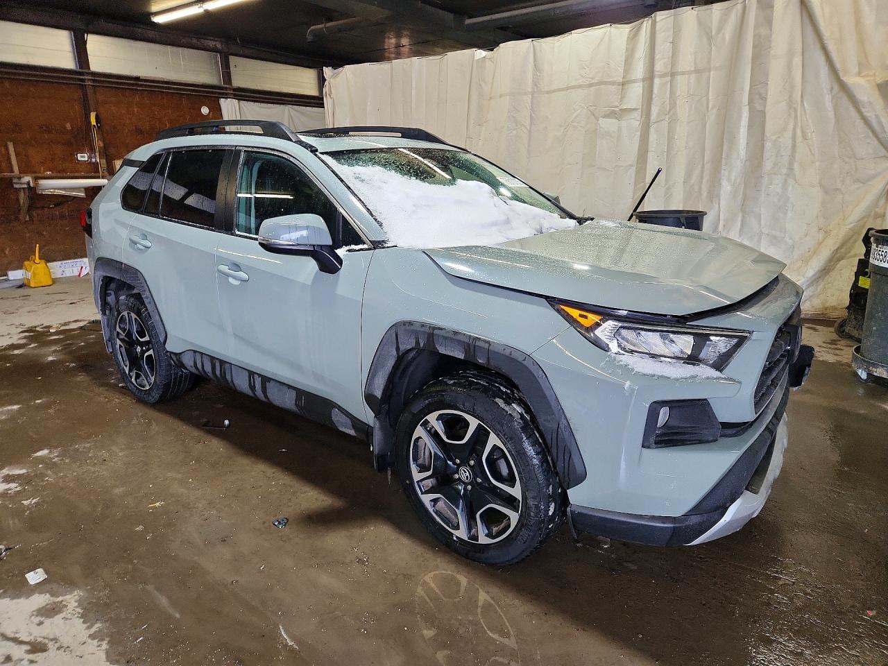 Toyota RAV4 Adventure