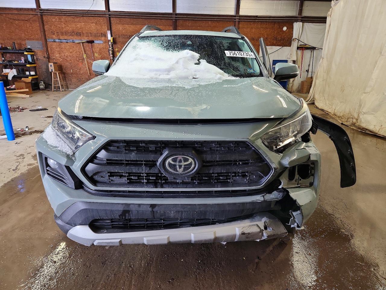 Toyota RAV4 Adventure
