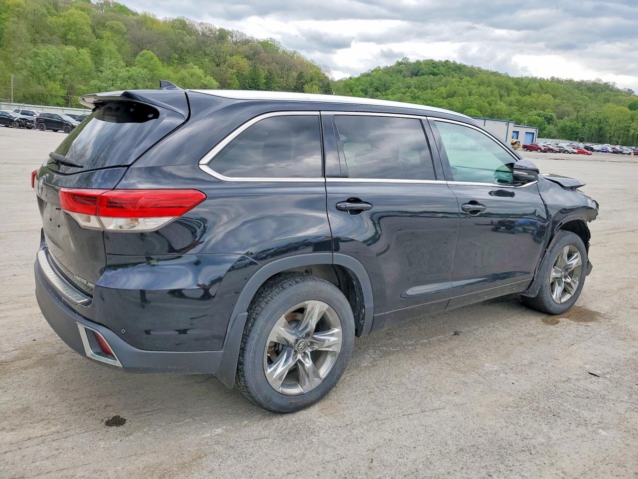 Toyota Highlander Limited Platinum