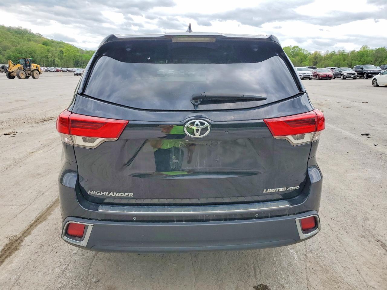 Toyota Highlander Limited Platinum