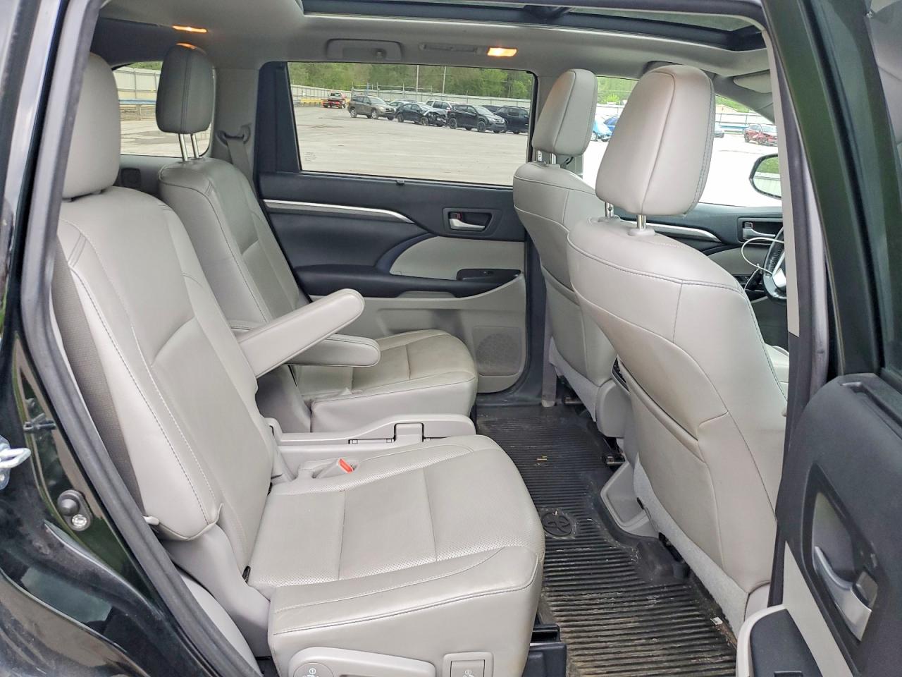 Toyota Highlander Limited Platinum