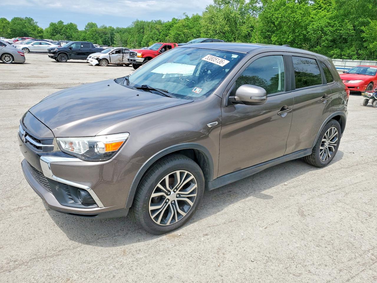Salvage Mitsubishi Outlander Image