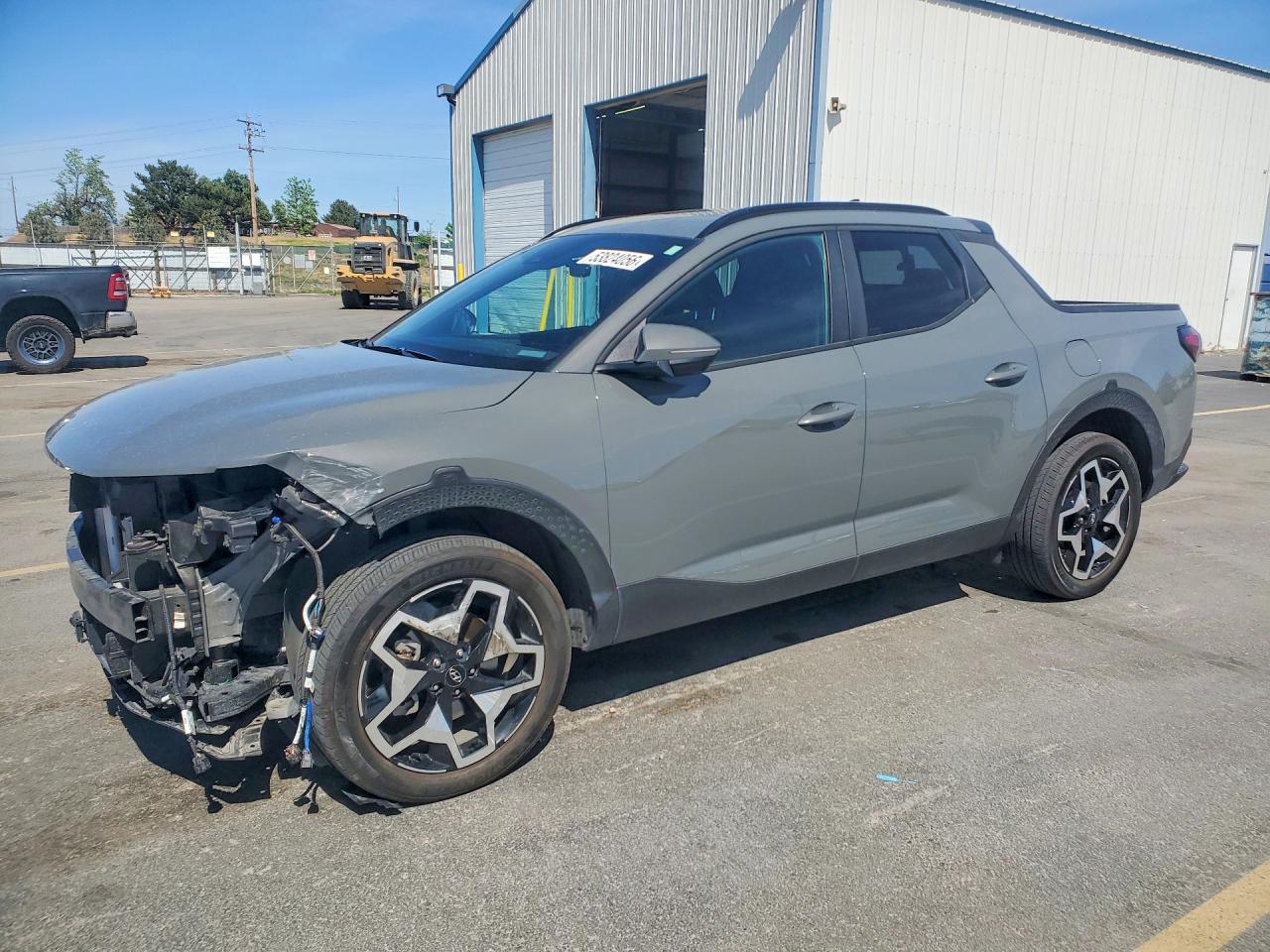 Salvage Hyundai SANTA CRUZ Image