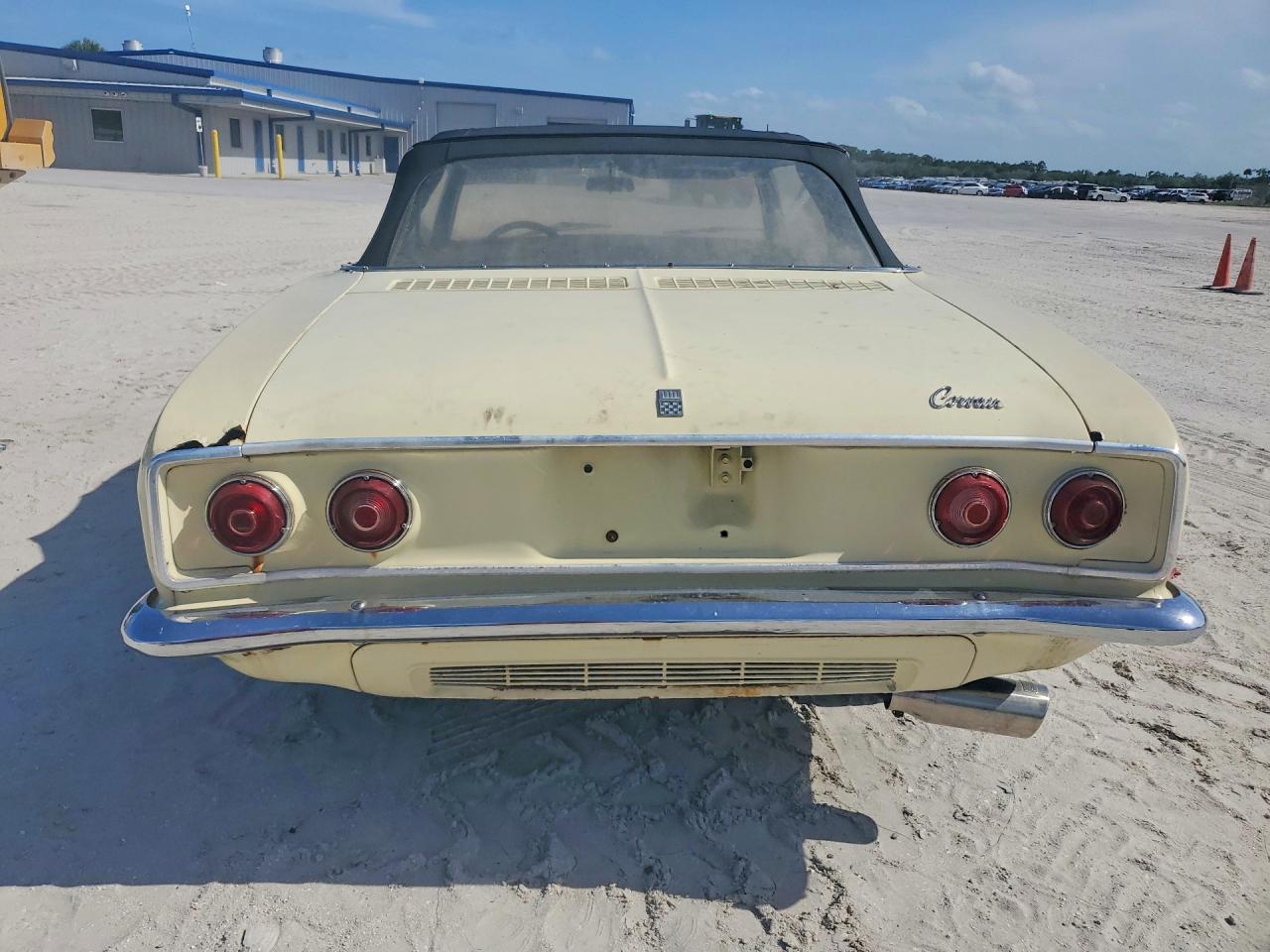 Chevrolet Corvaire