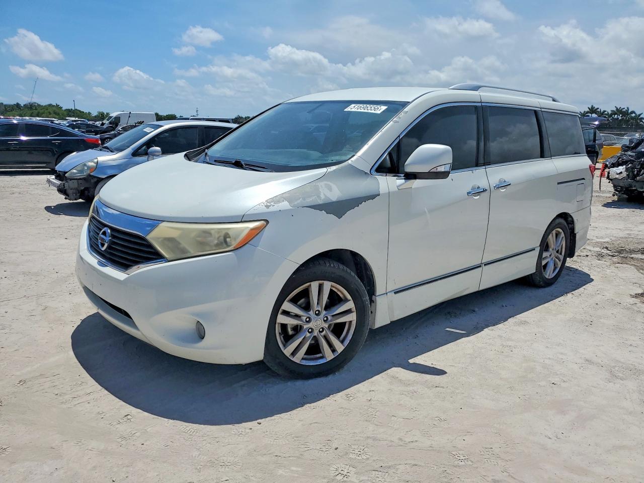 Salvage Nissan Quest 3.5 Image