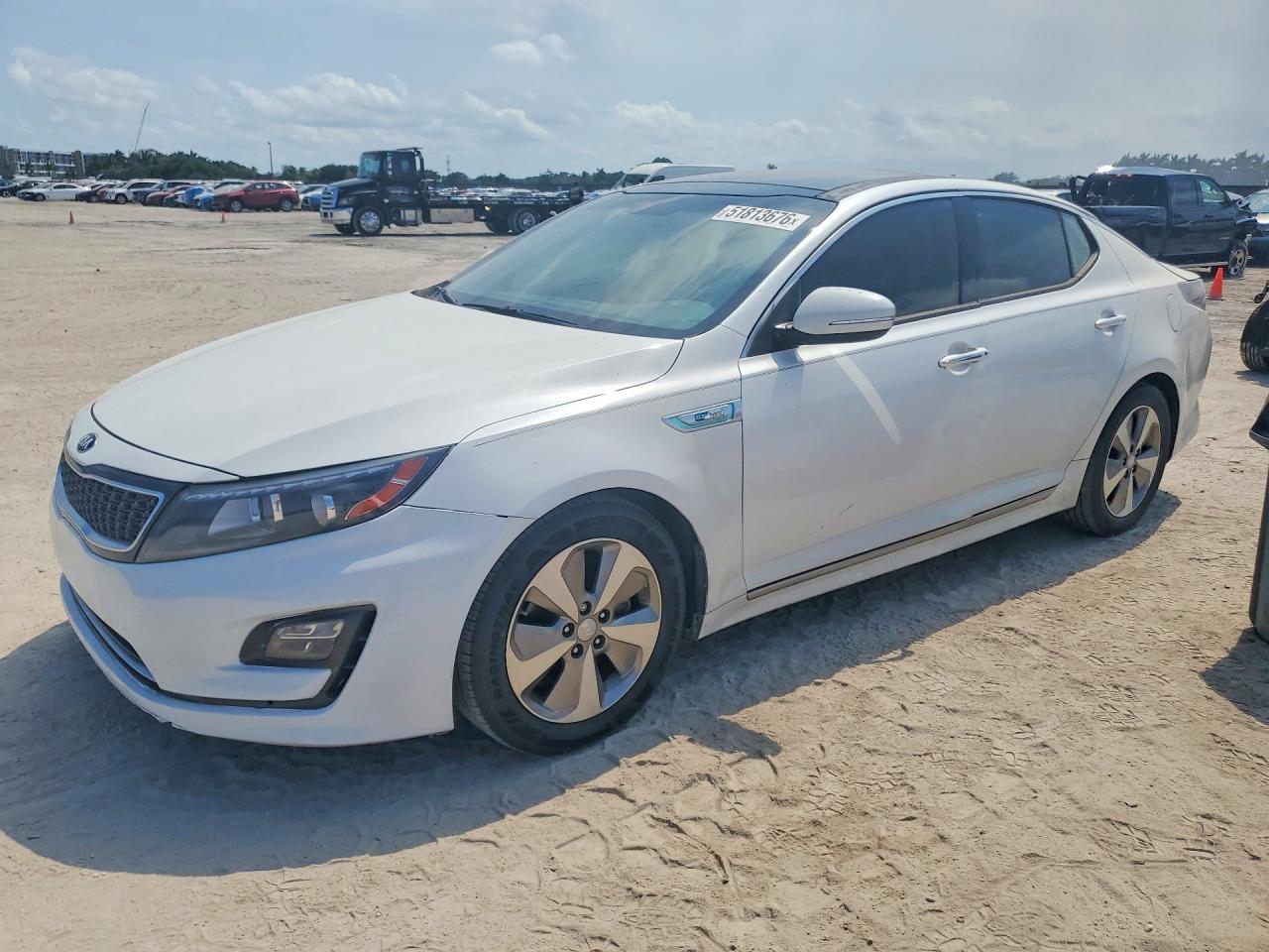 Salvage Kia Optima Image
