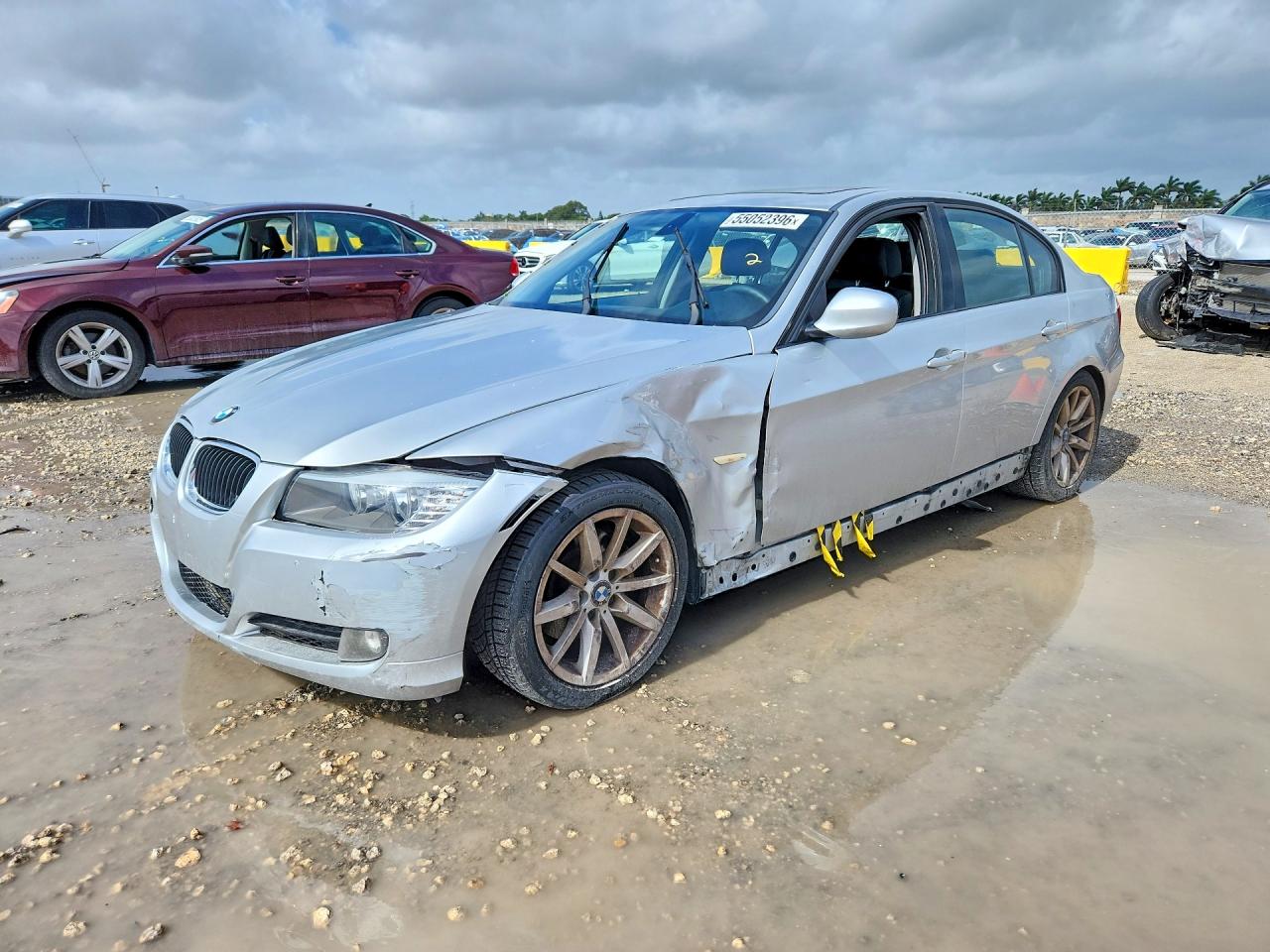 Salvage BMW 3 Series Image