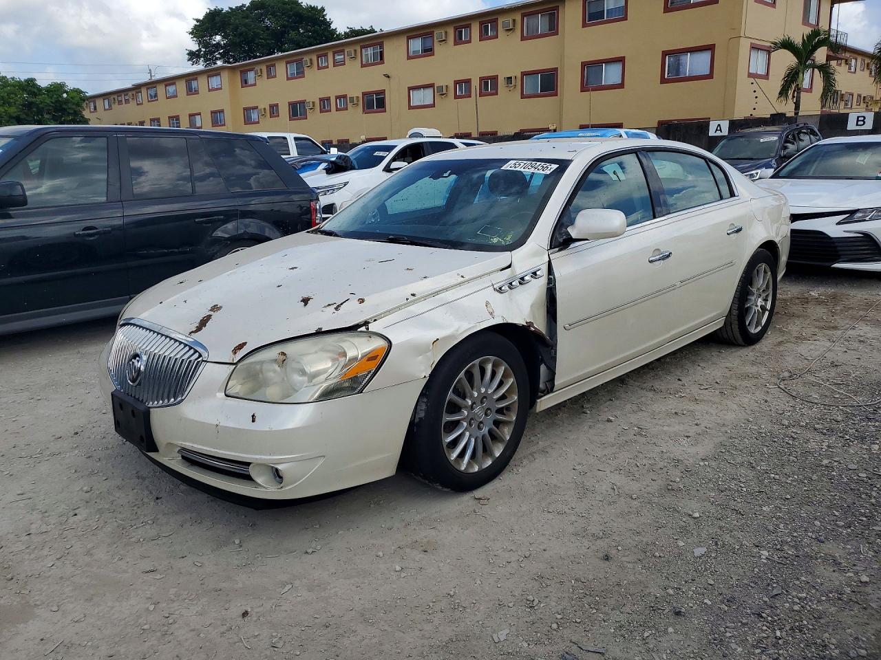 Salvage Buick Lucerne Image
