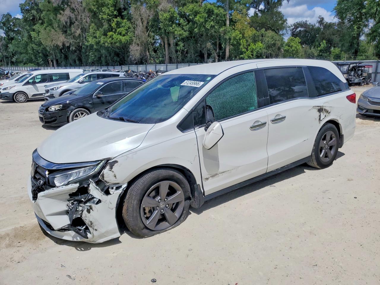 Salvage Honda Odyssey Image