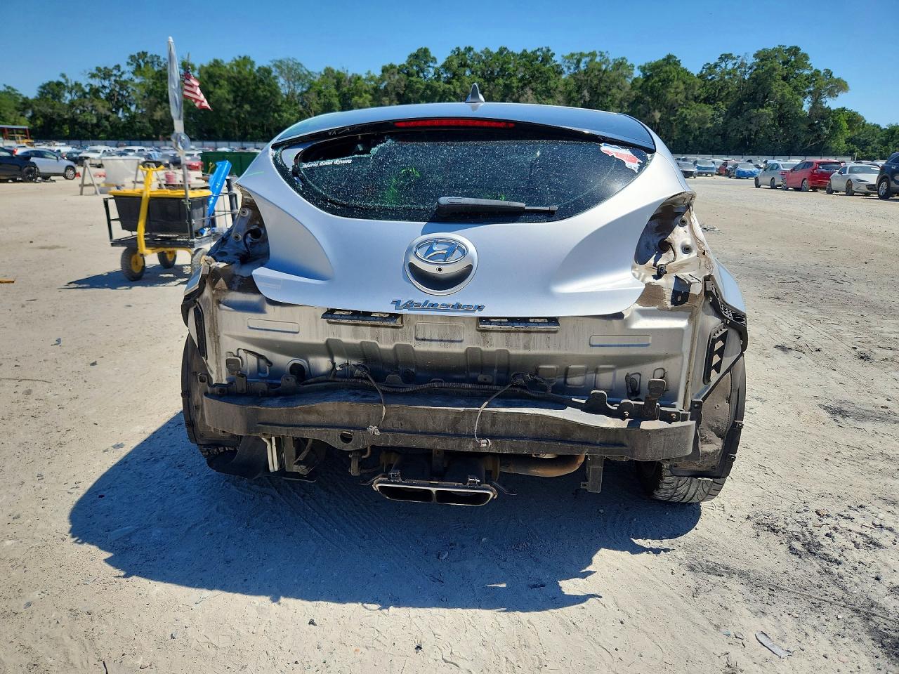 Hyundai VELOSTER Base