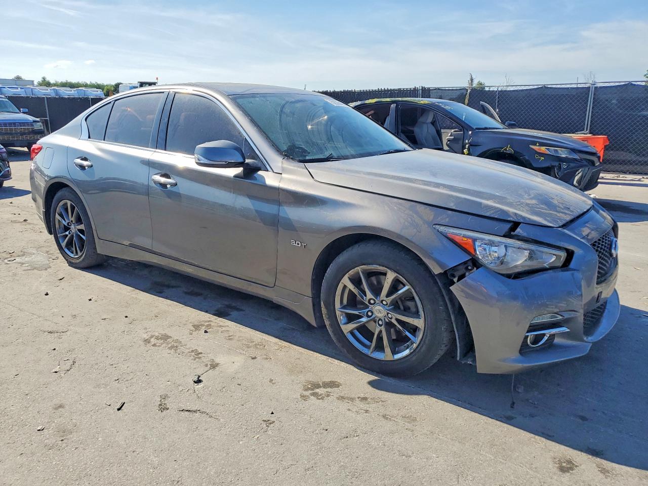 INFINITI Q50 3.0t S 3.0t Signature Edition