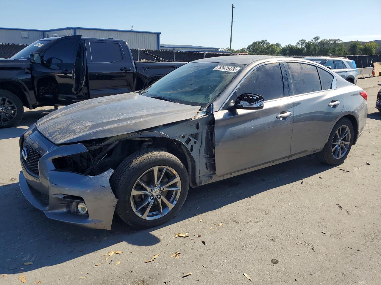 Salvage INFINITI Q50 Image
