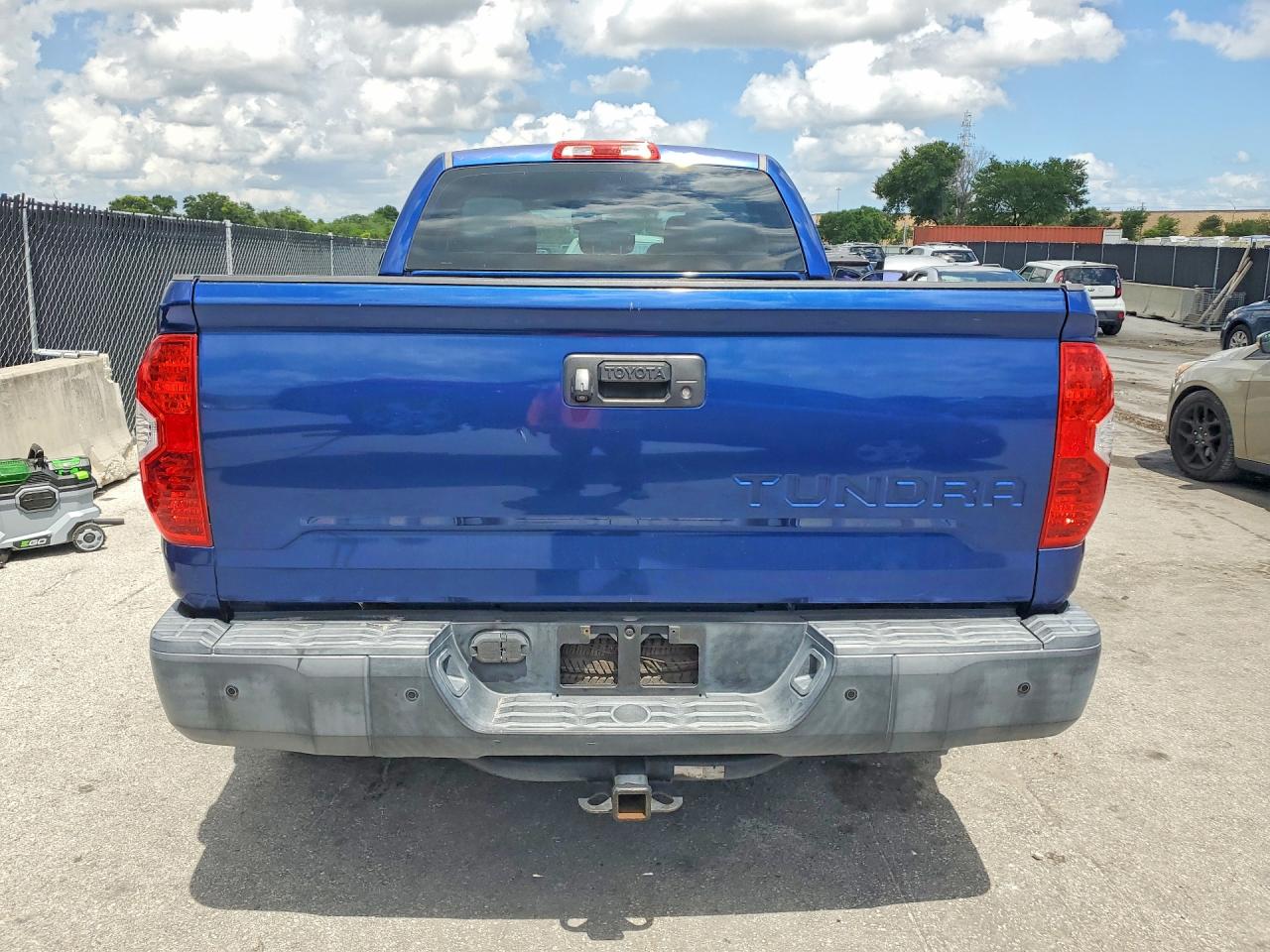Toyota Tundra Sr
