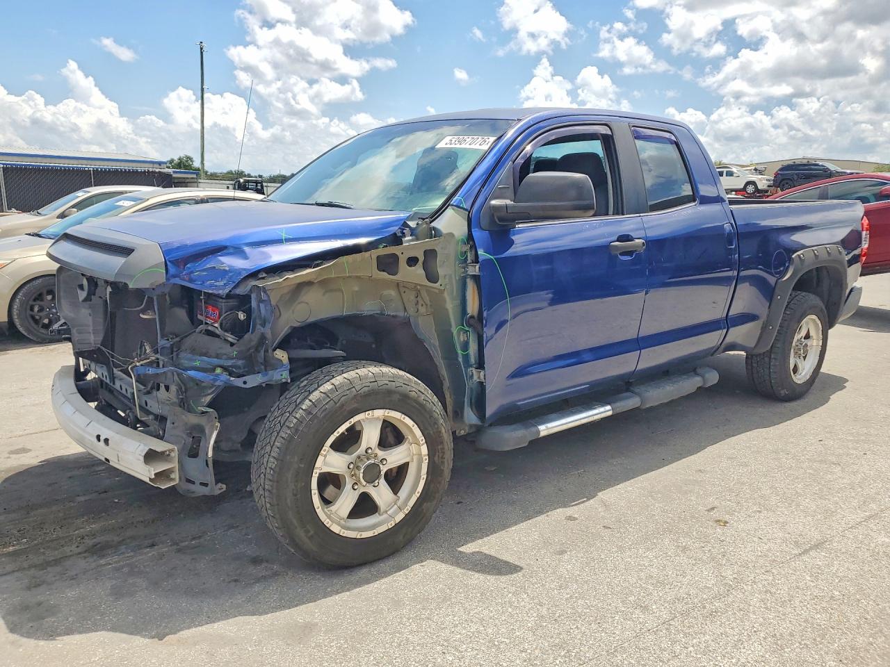 Salvage Toyota Tundra Image