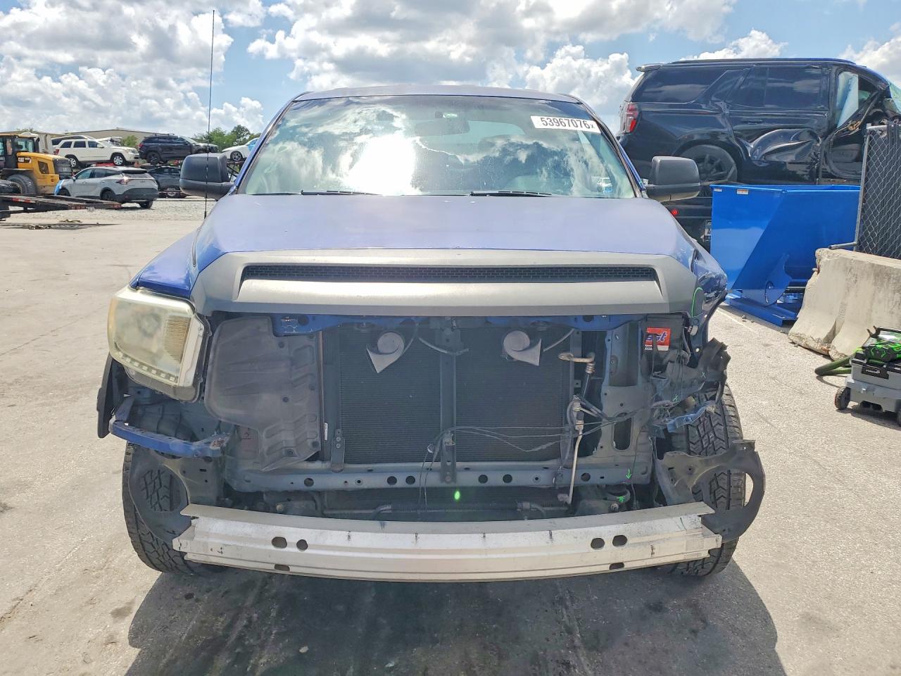 Toyota Tundra Sr