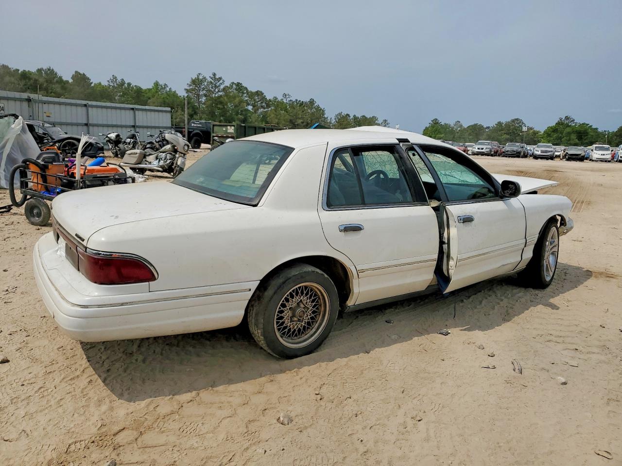 Mercury Grmarquis Gs