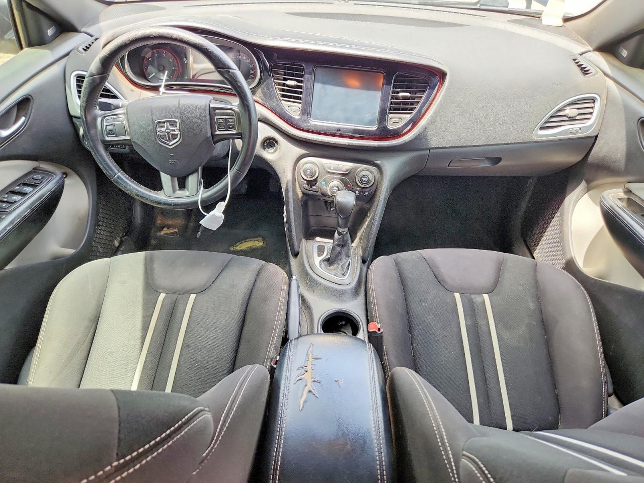 Dodge Dart Sxt