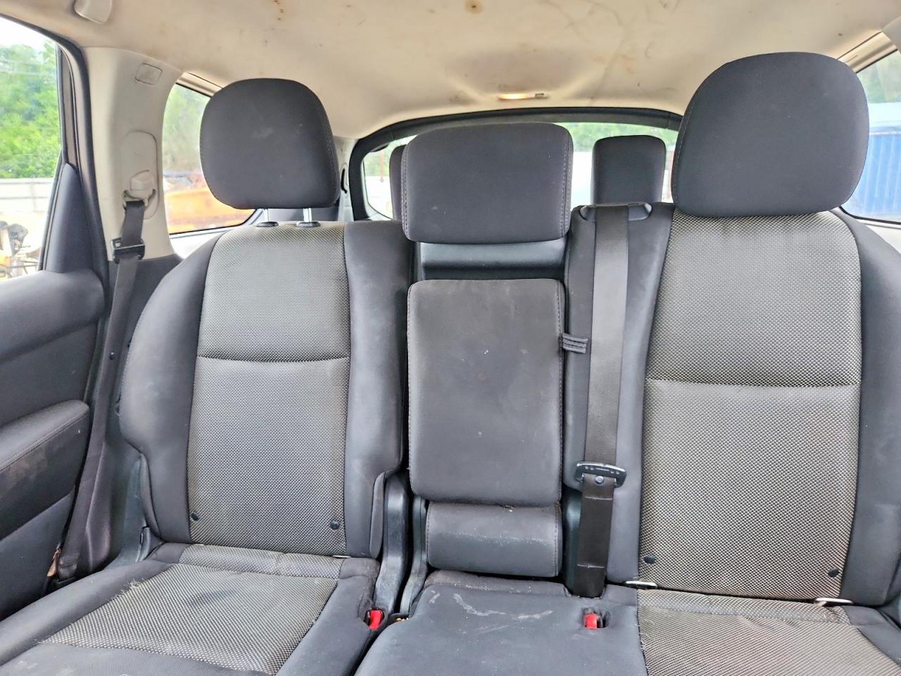 Nissan Pathfinder S