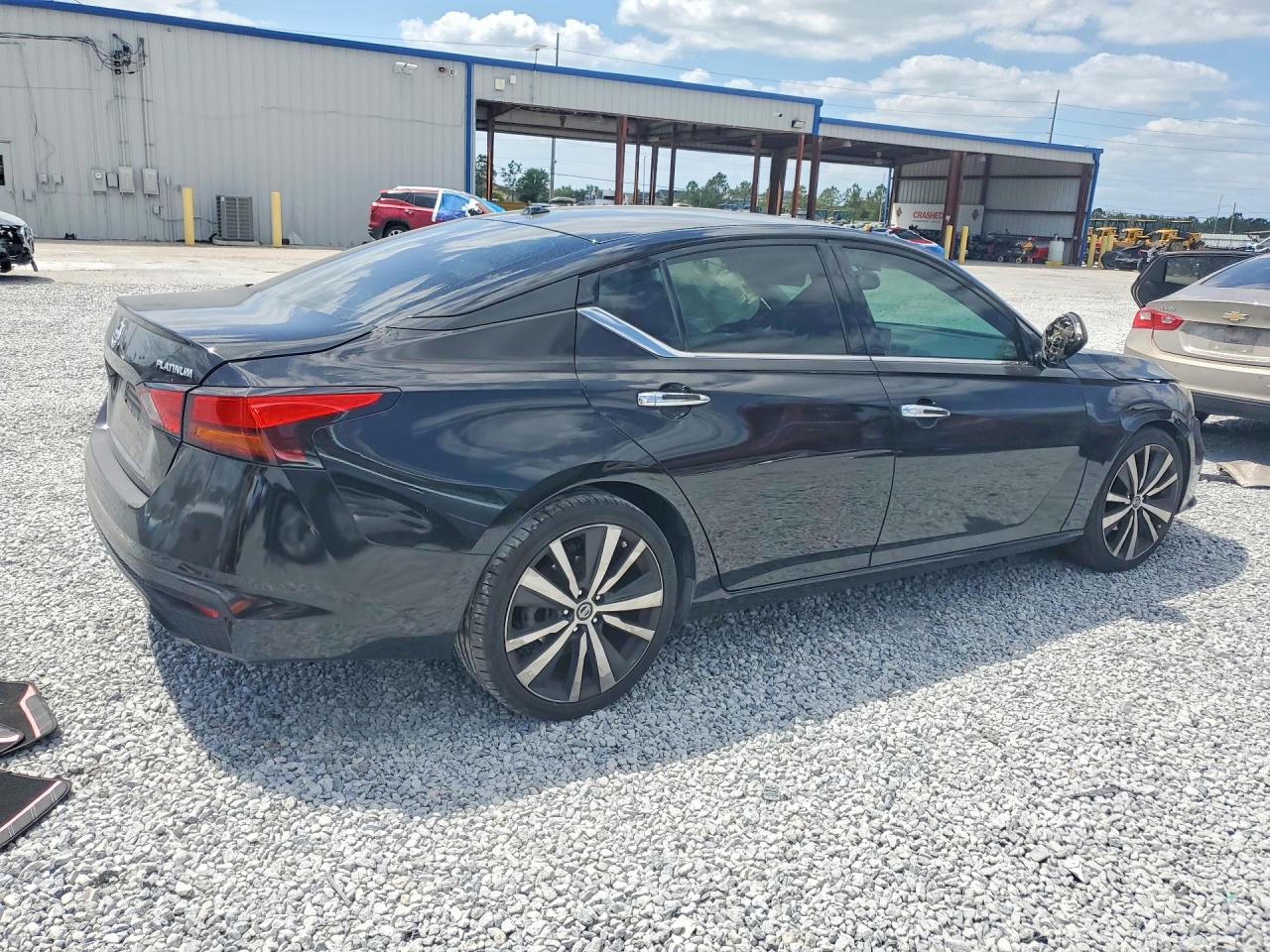 Nissan Altima Platinum
