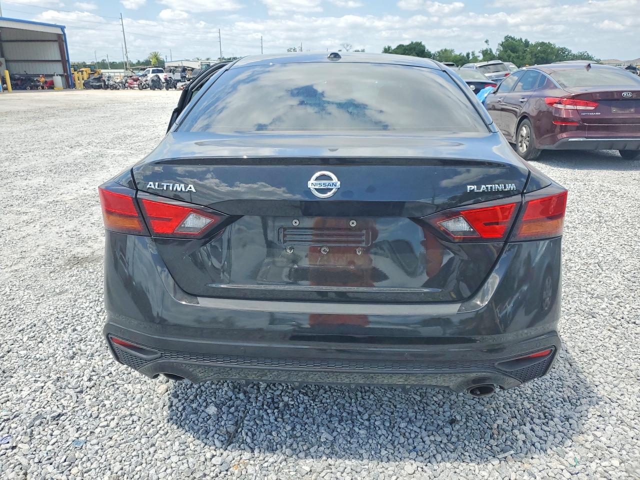Nissan Altima Platinum