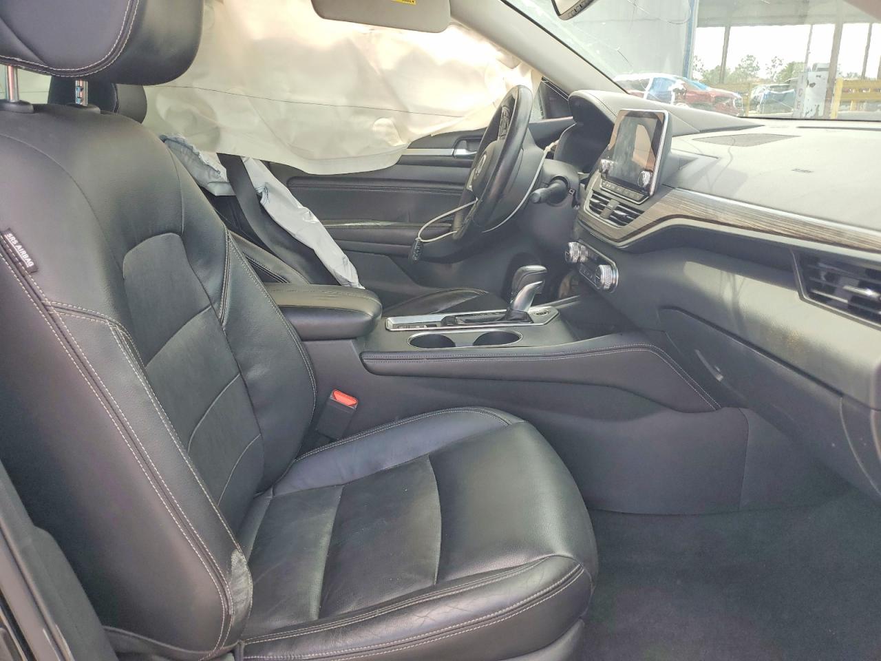Nissan Altima Platinum