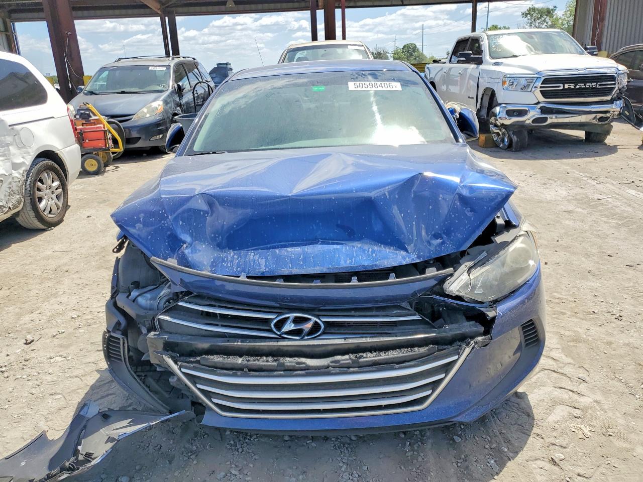 Hyundai ELANTRA Sel