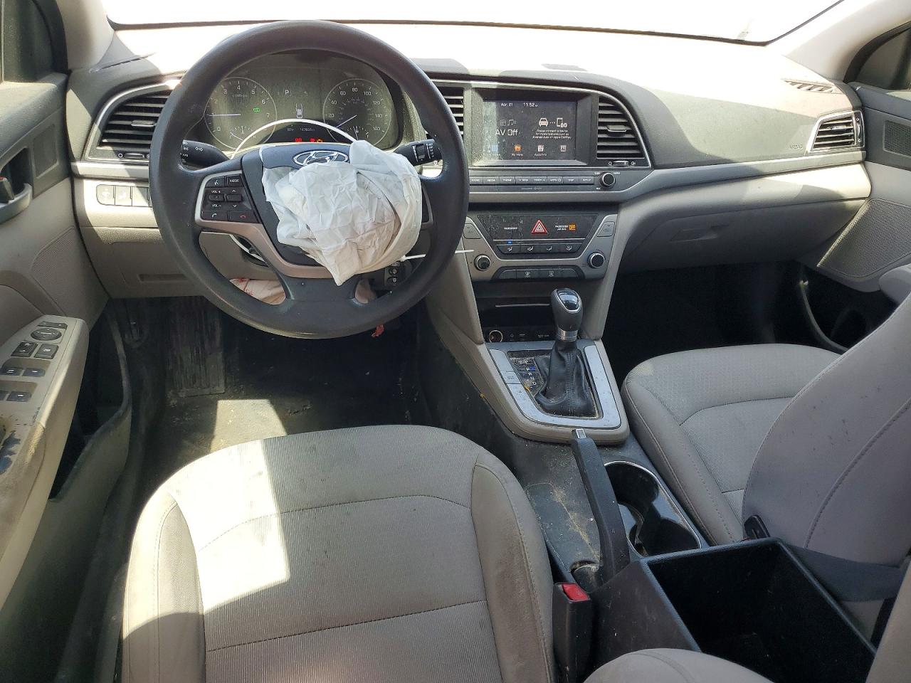 Hyundai ELANTRA Sel