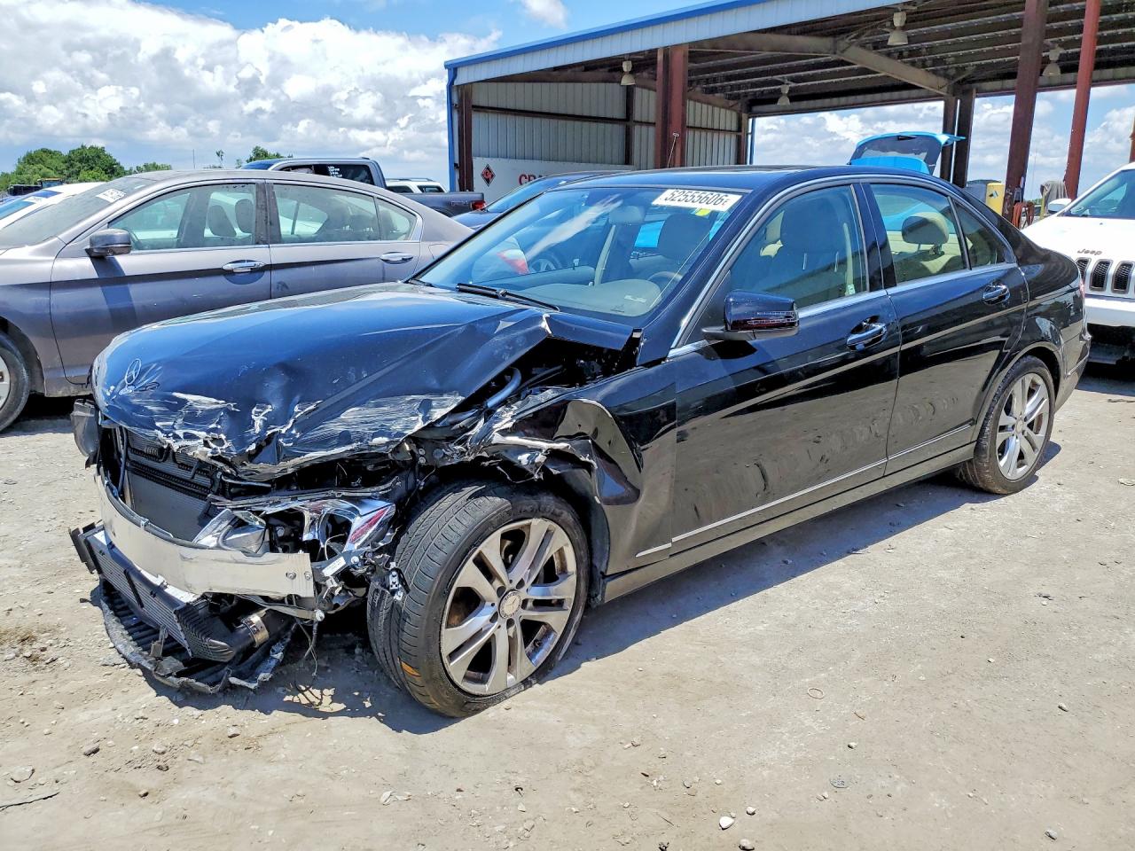 Salvage Mercedes-Benz C-Class Image