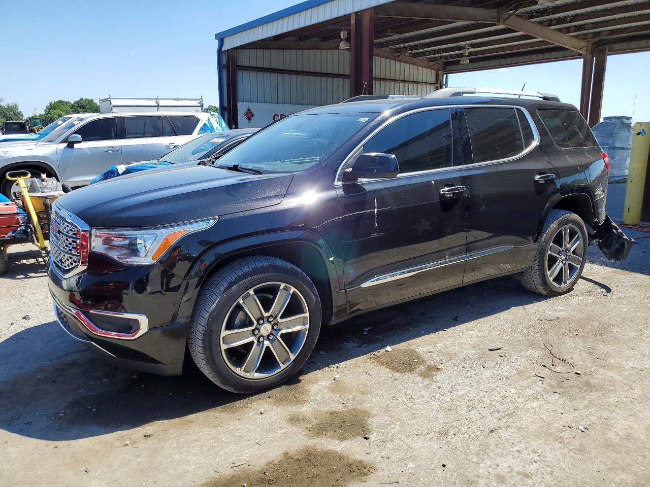 Salvage GMC Acadia Image