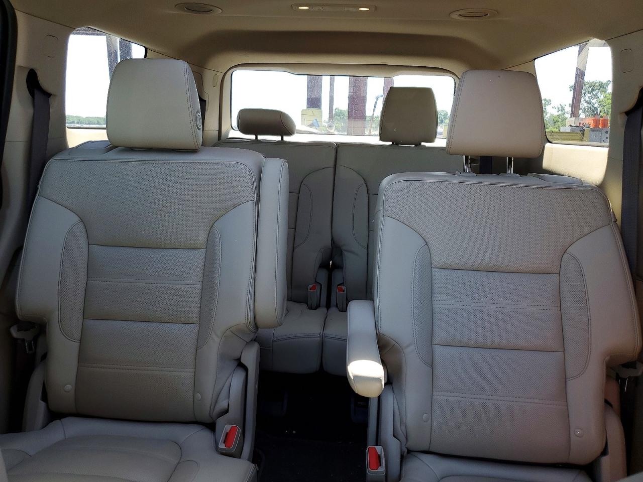 GMC Acadia Denali