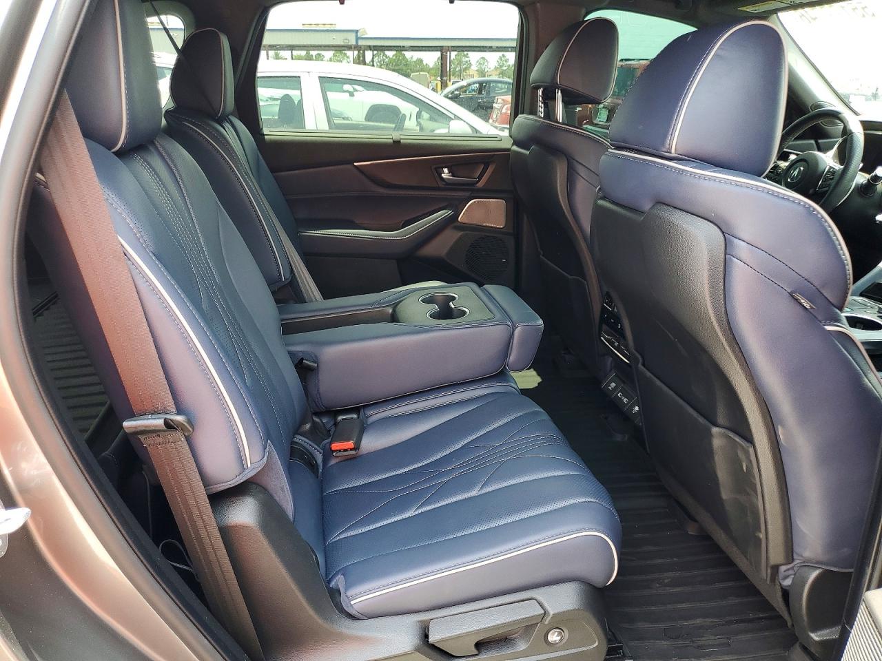 Acura MDX Type S Advance