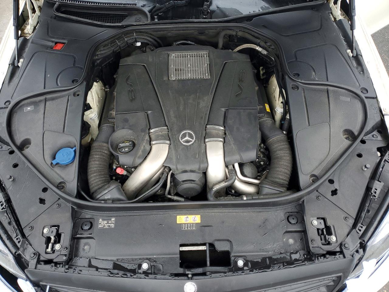 Mercedes-Benz S-Class 550