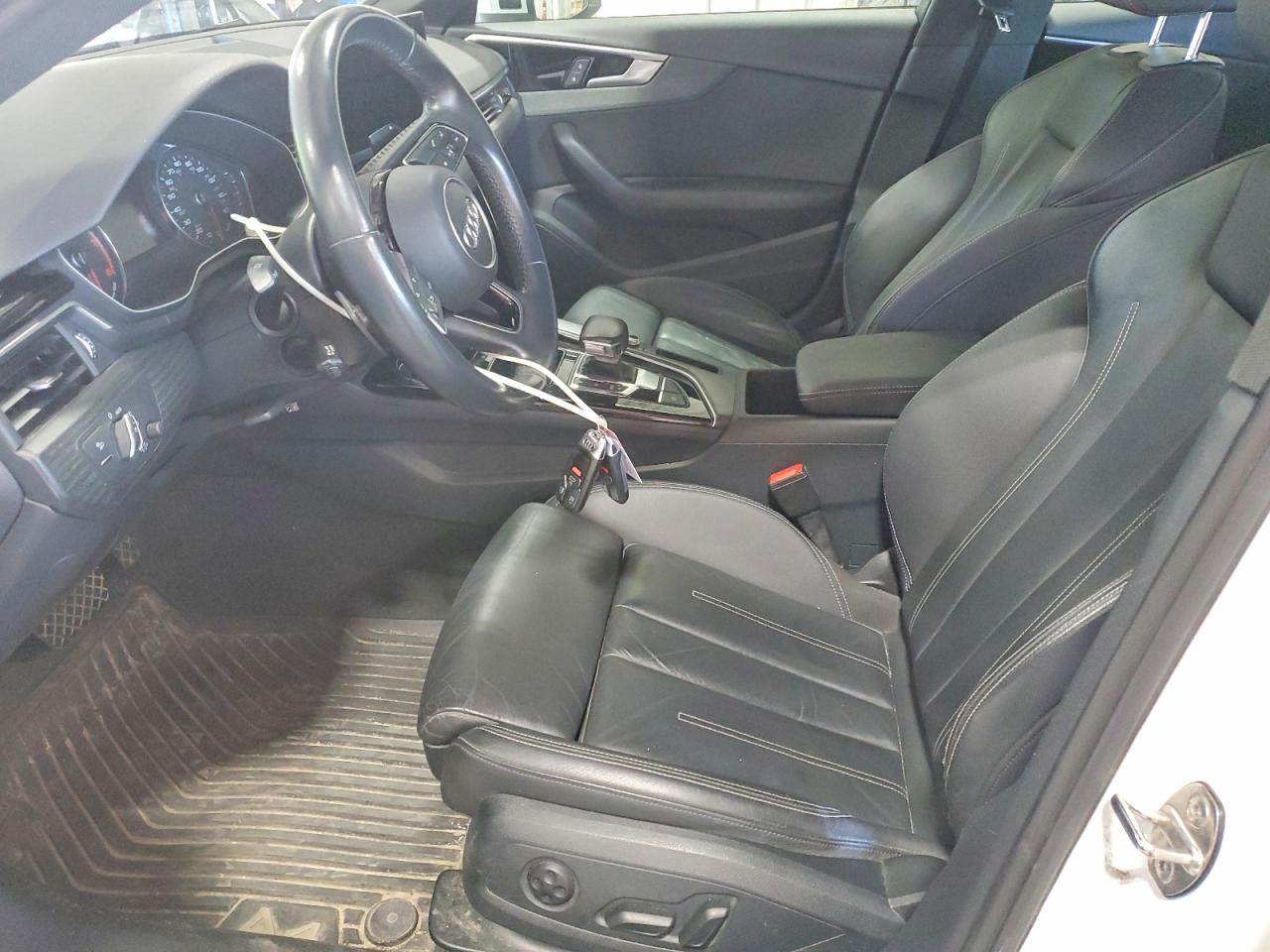 Audi A4 Premium