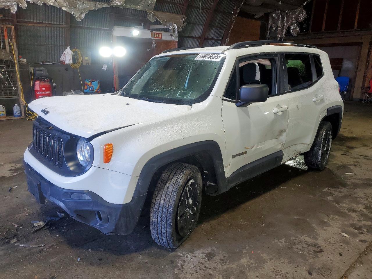 Salvage Jeep Renegade Image
