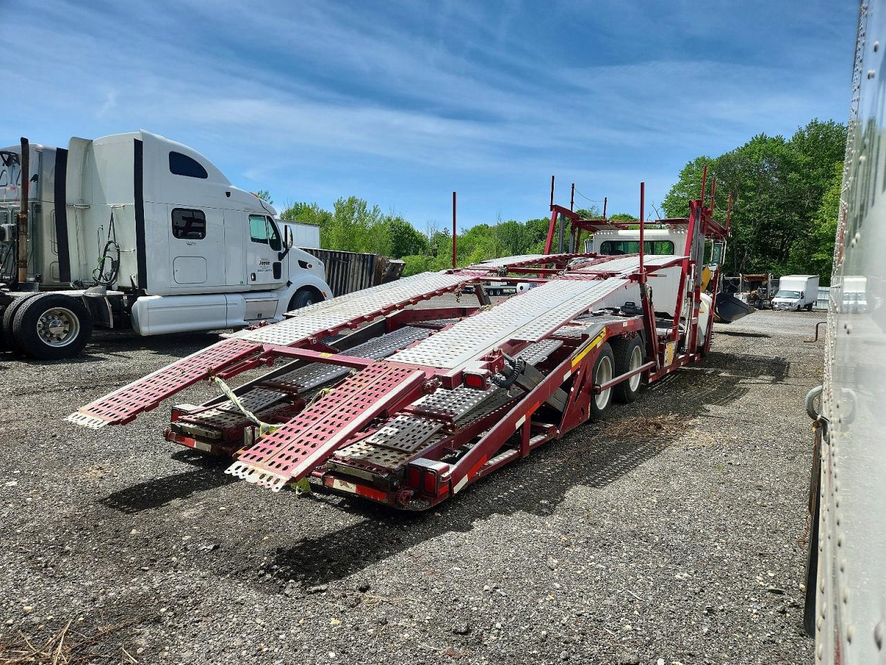 Peterbilt 348