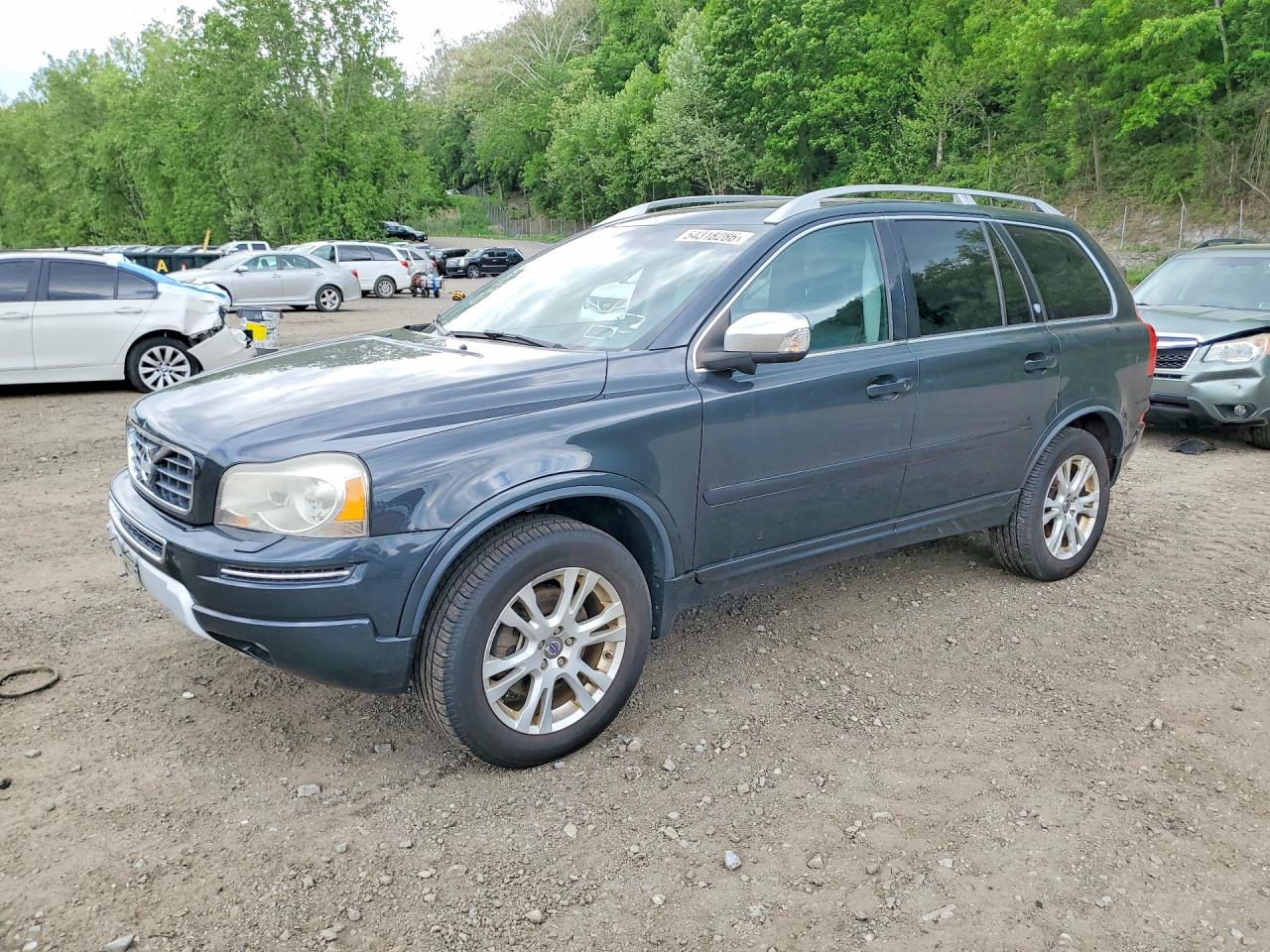 Salvage Volvo XC90 Image