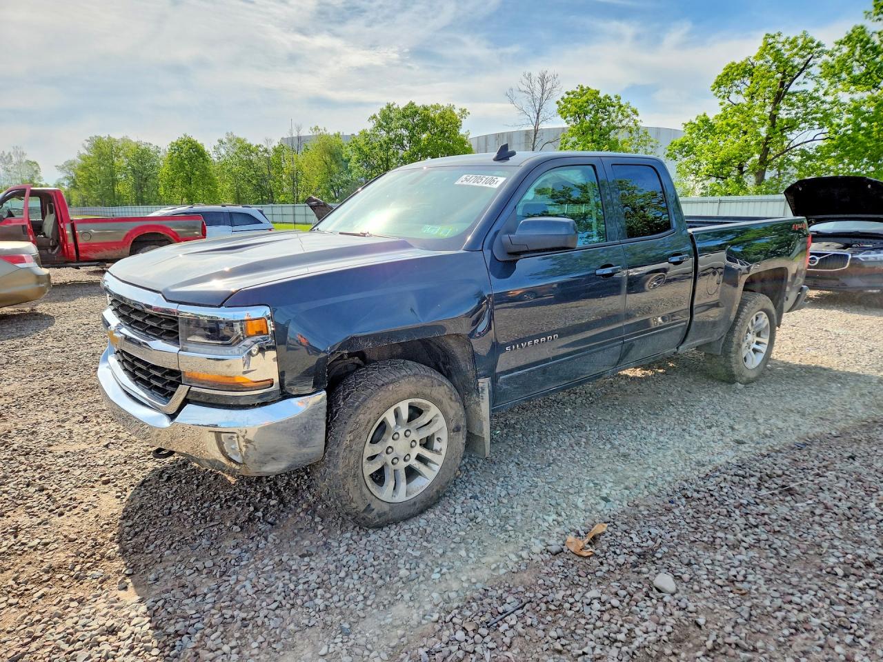 Salvage Chevrolet Silverado Image