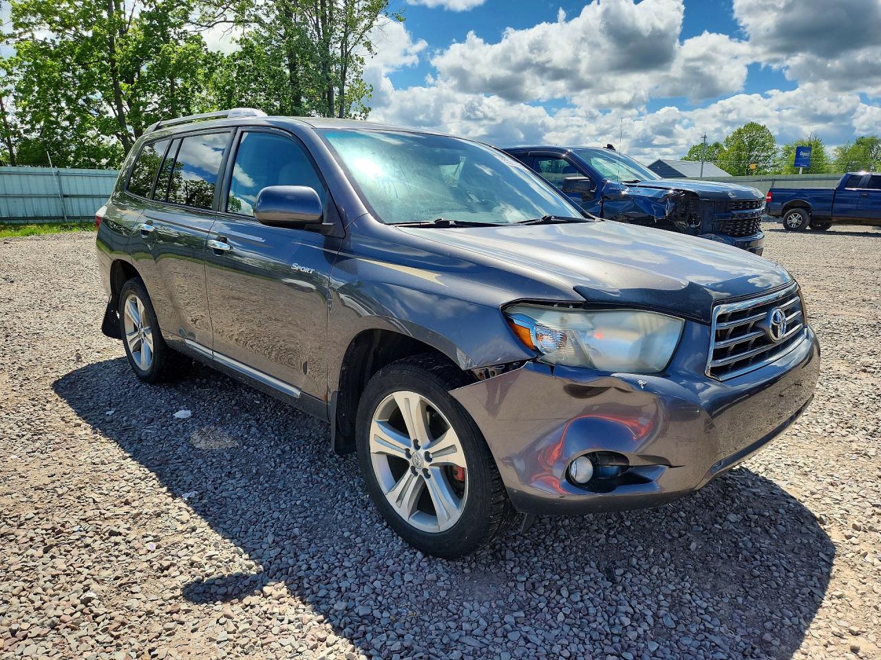 Toyota Highlander Sport